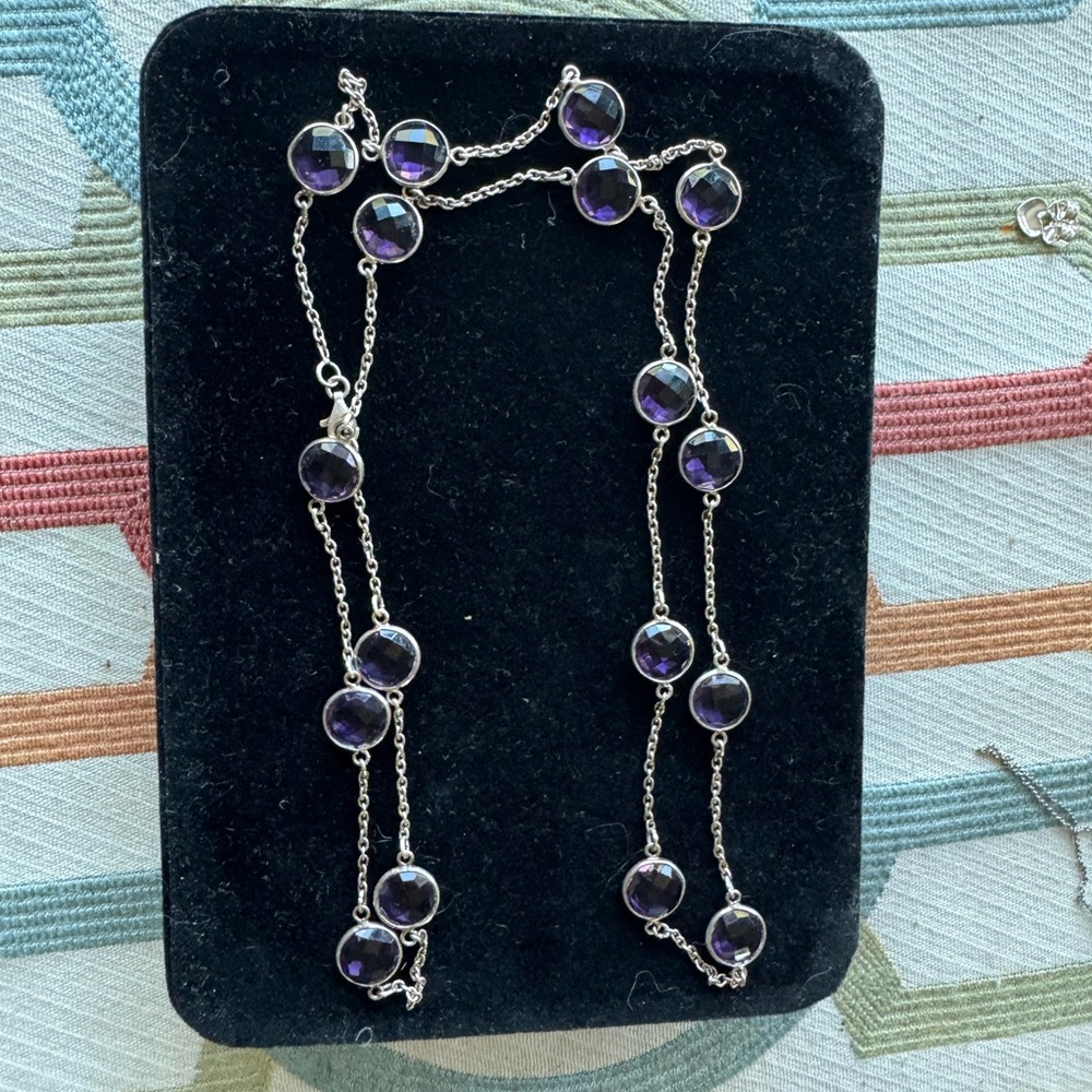 Elegant Silver and Purple amethyst Necklace